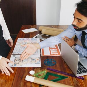 Built to Impress: Where to Buy Stunning Manager Tables in Lahore